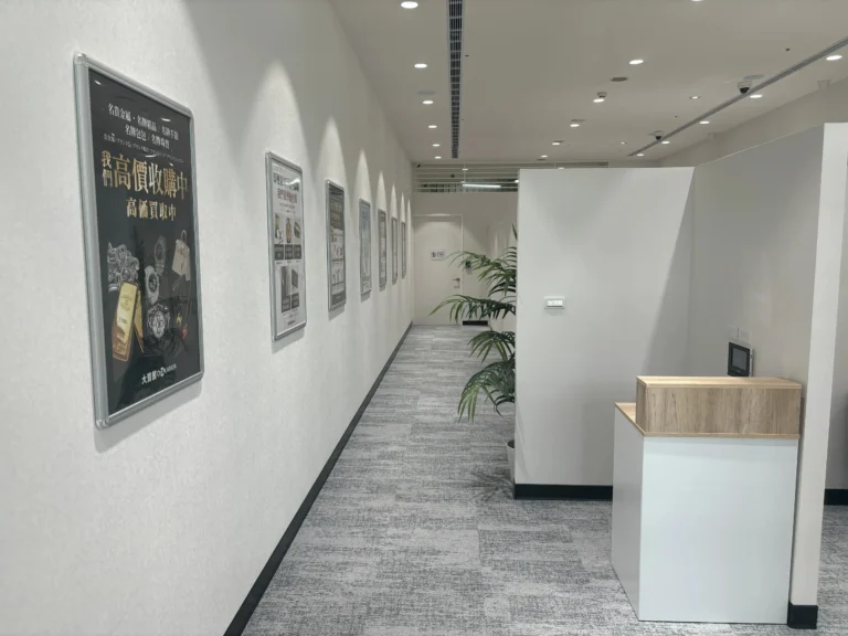 ［画像：OTAKARAYA TMT Plaza店・内装④］
